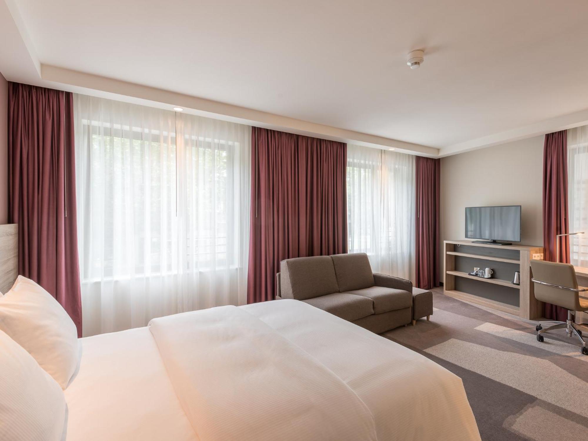 แฮมป์ตัน อินน์ แฟรงค์เฟิร์ต Frankfurt am Main ภายนอก รูปภาพ