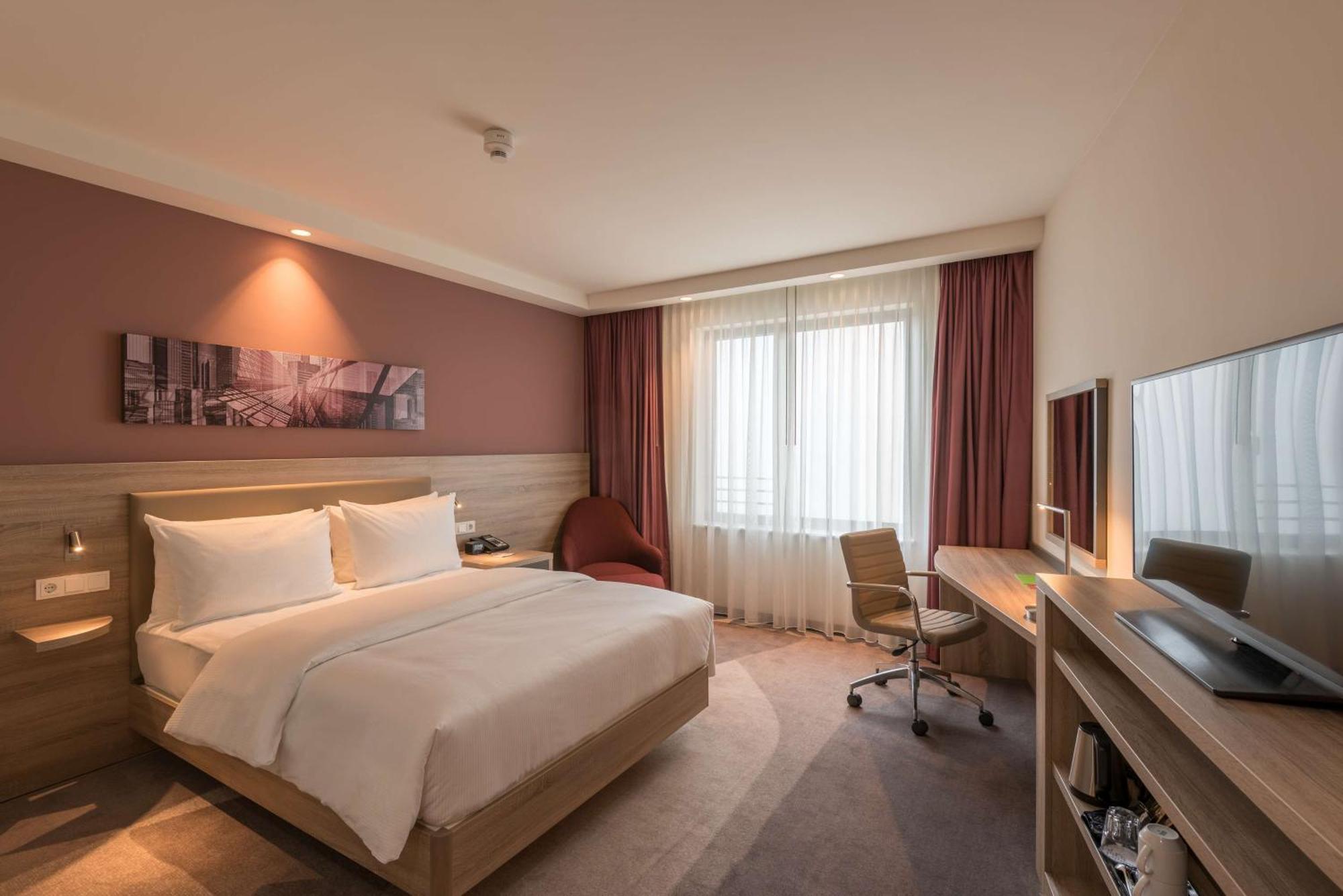 แฮมป์ตัน อินน์ แฟรงค์เฟิร์ต Frankfurt am Main ภายนอก รูปภาพ