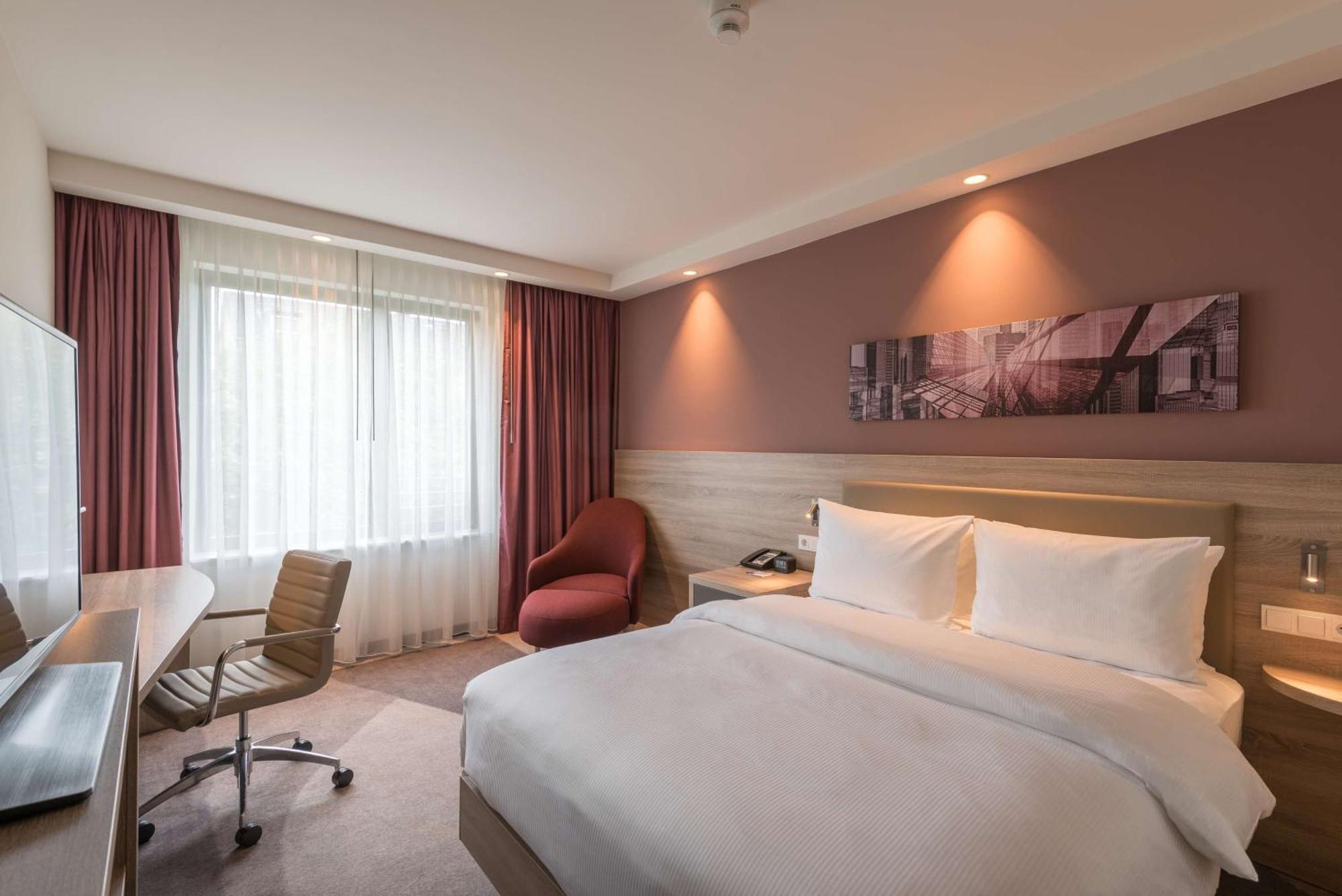 แฮมป์ตัน อินน์ แฟรงค์เฟิร์ต Frankfurt am Main ภายนอก รูปภาพ