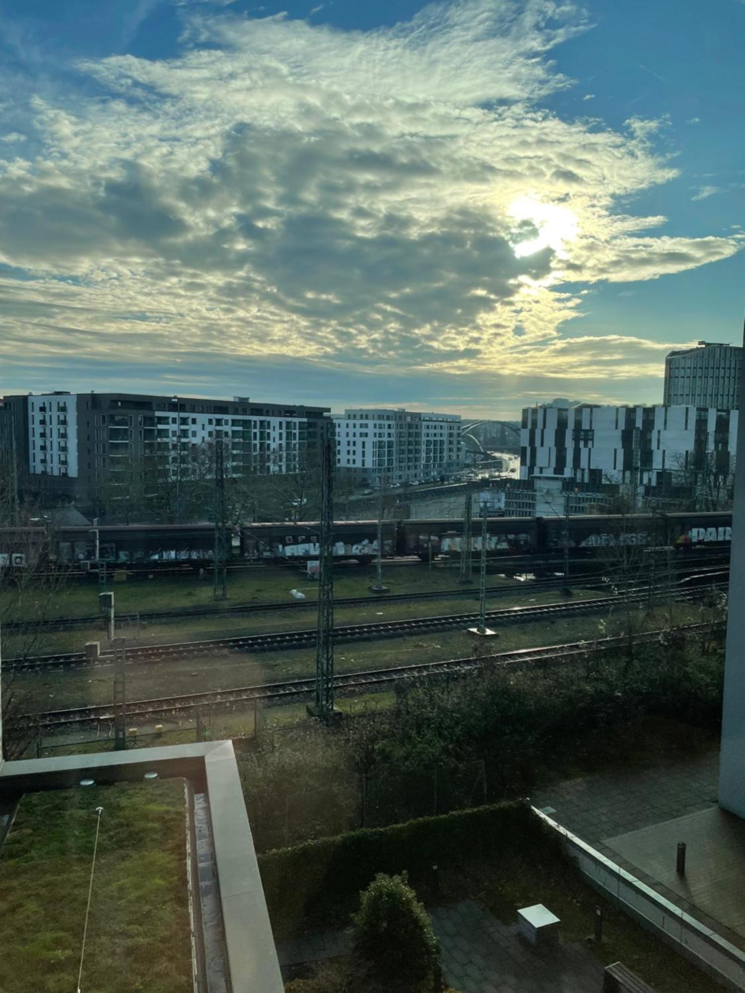 แฮมป์ตัน อินน์ แฟรงค์เฟิร์ต Frankfurt am Main ภายนอก รูปภาพ
